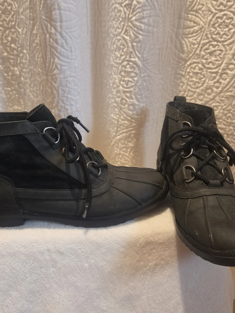 UGG Women's Heather Waterproof Duck Boot 11 Black Outdoor Nature Gorpcore